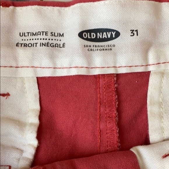 Old NAVY Men’s Salmon Colored Flat Front Shorts - Picture 4 of 5